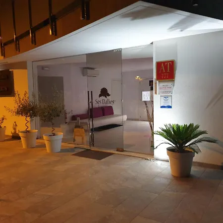 Ses Dalies Apartament *